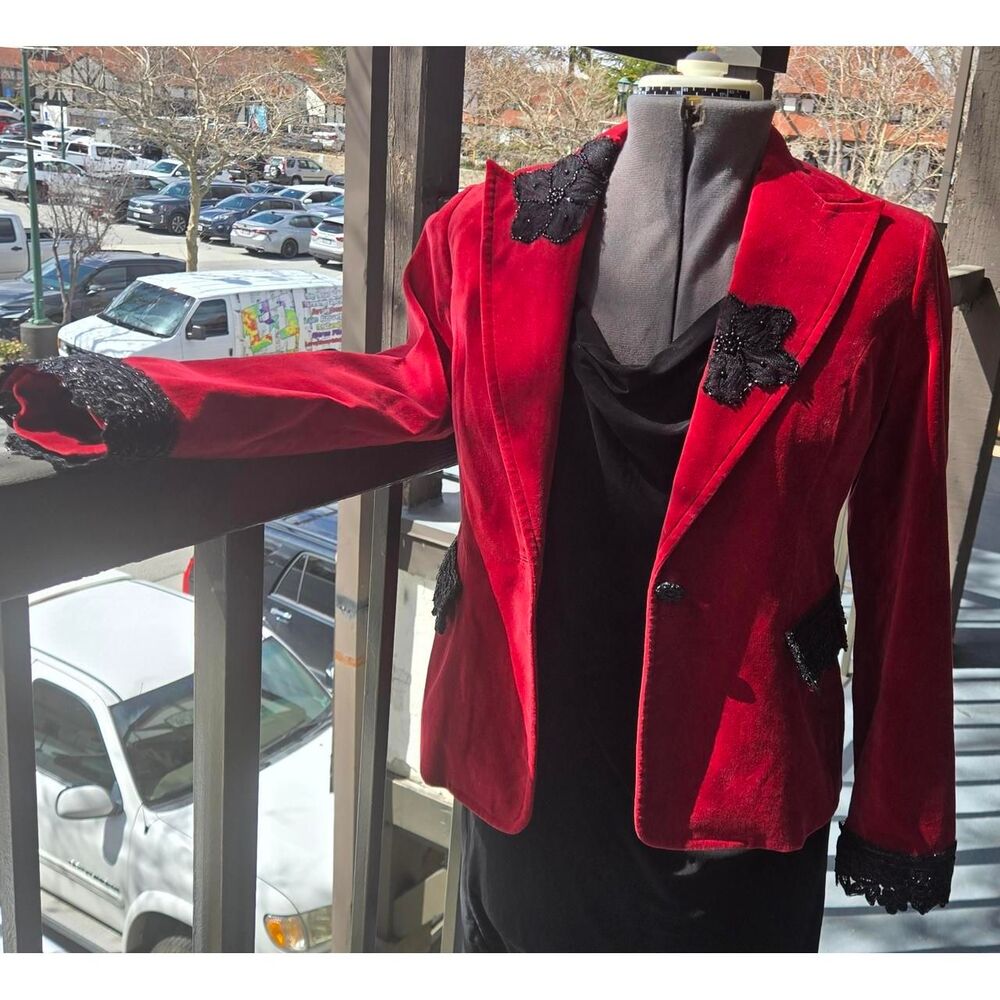 Women's Red Jacket - Picture 1 of 3